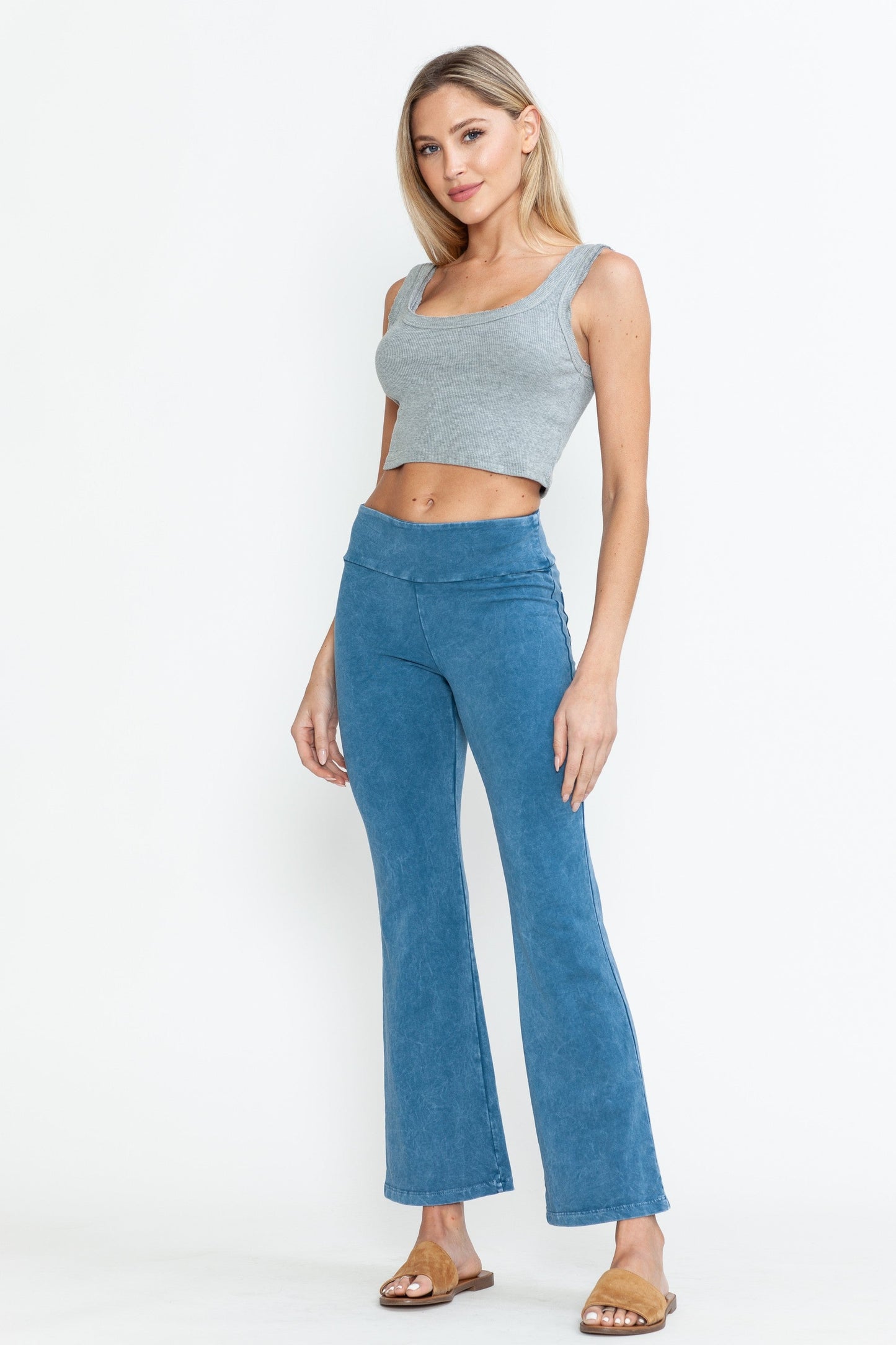 Mineral Washed Cropped Capri Stretch Pants