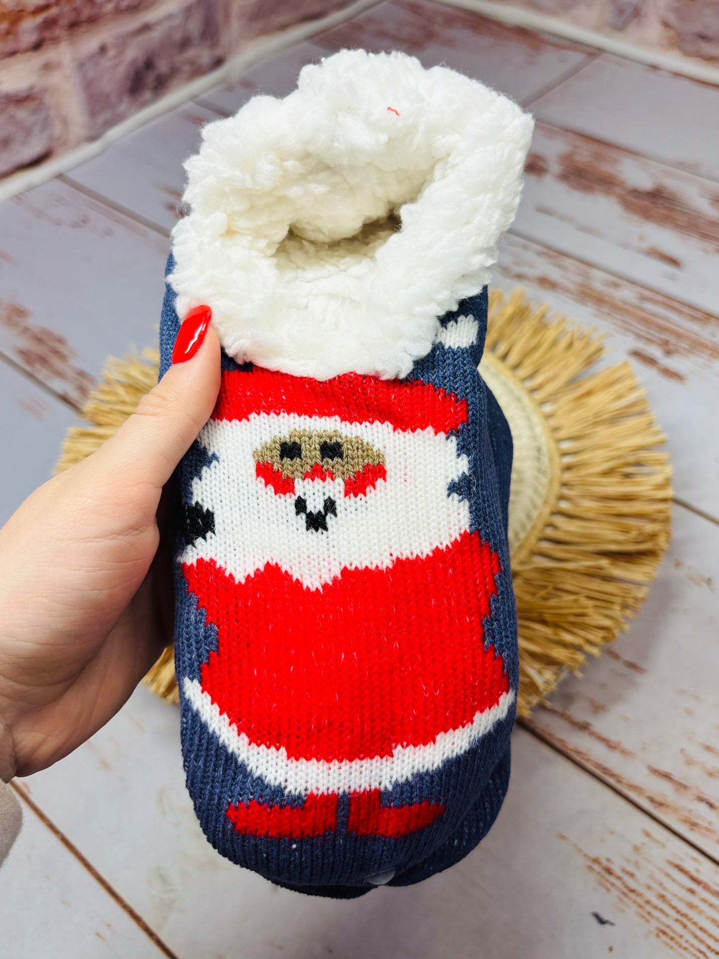 Holiday Lounge Slippers