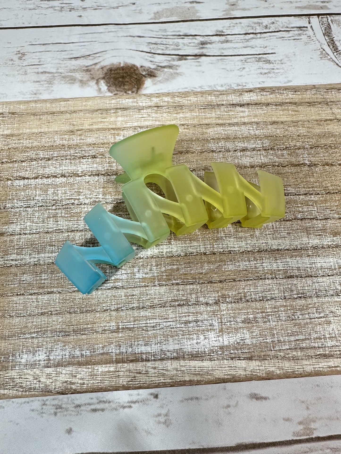 Translucent Hair Claw Clip