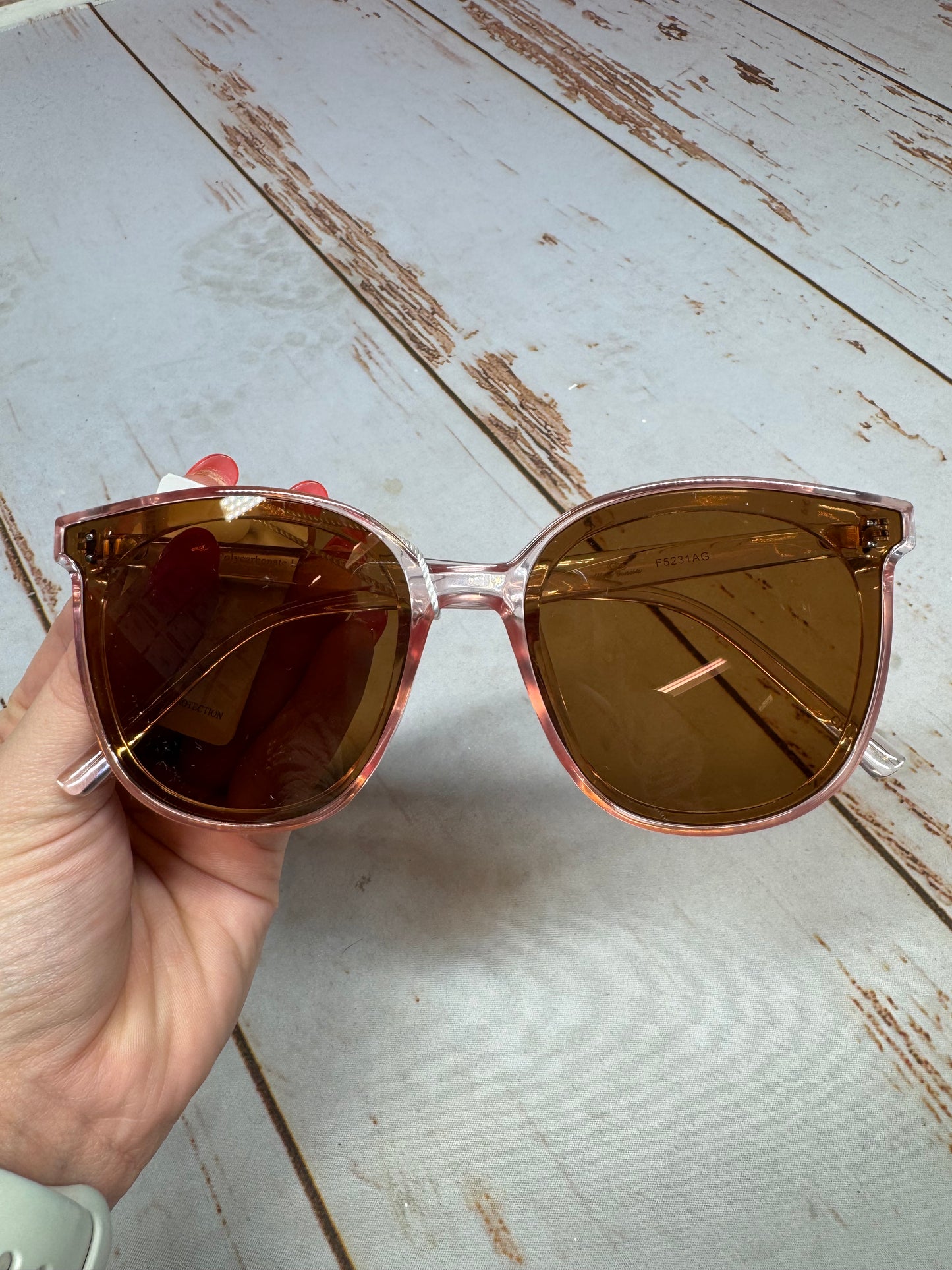 Brynn Gradient Sunglasses